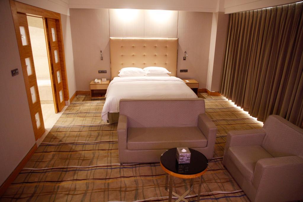 Zhongshan Lighting Era Hotel 외부 사진